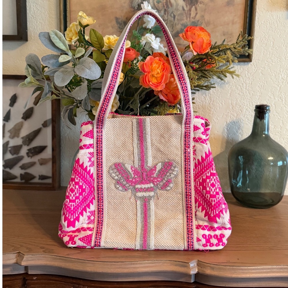 Express Edit Tote Bag Womens Medium Pink NWT Beaded Bee Woven